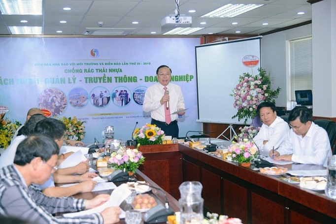 Chống rác thải nhựa: Trách nhiệm quản lý - truyền thông - doanh nghiệp chong rac thai nhua trach nhiem quan ly truyen thong doanh nghiep