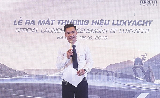 luxyacht tro thanh nha phan phoi doc quyen du thuyen hang sang tai viet nam