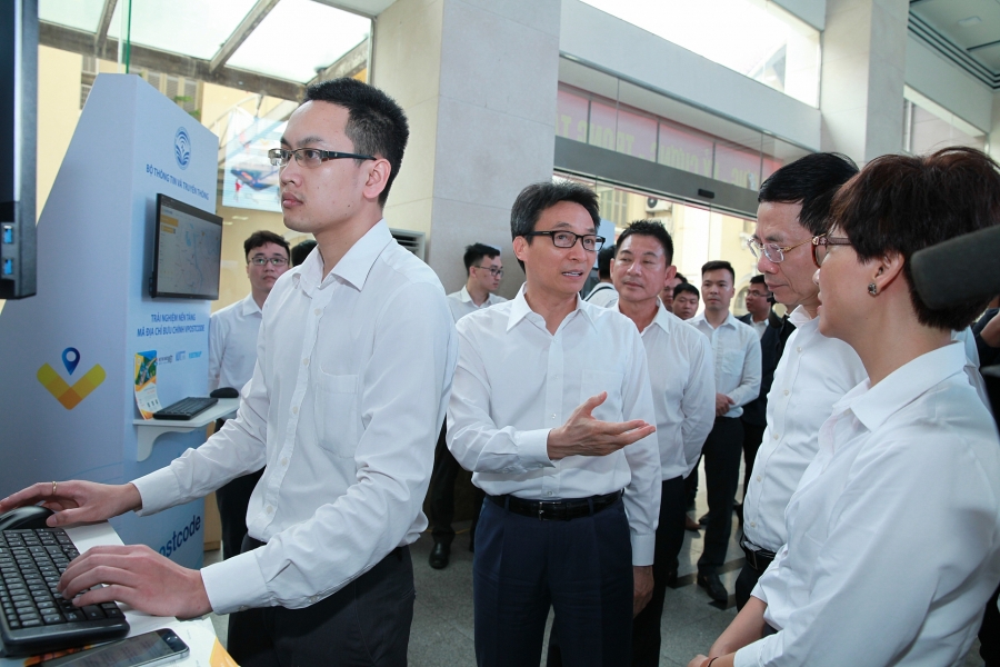 chuyen doi so dien ra manh me