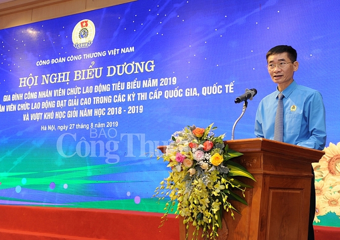 Lan tỏa những giá trị tốt đẹp đến toàn thể gia đình công nhân viên chức lao động ngành Công Thương lan toa nhung gia tri tot dep den toan the gia dinh cong nhan vien chuc lao dong nganh cong thuong