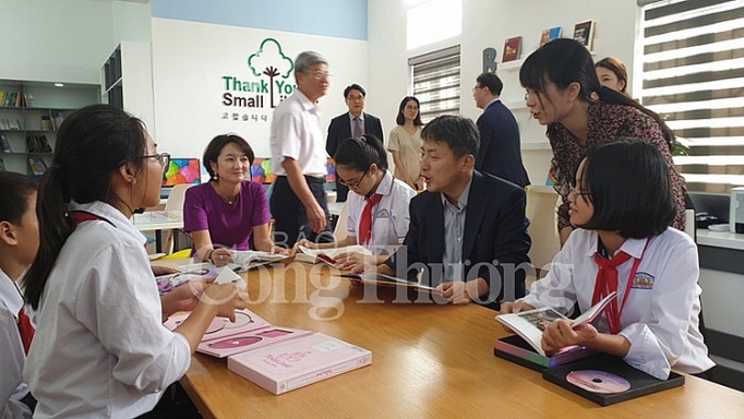 khanh thanh 3 thu vien nho do han quoc tai tro tai nam dinh