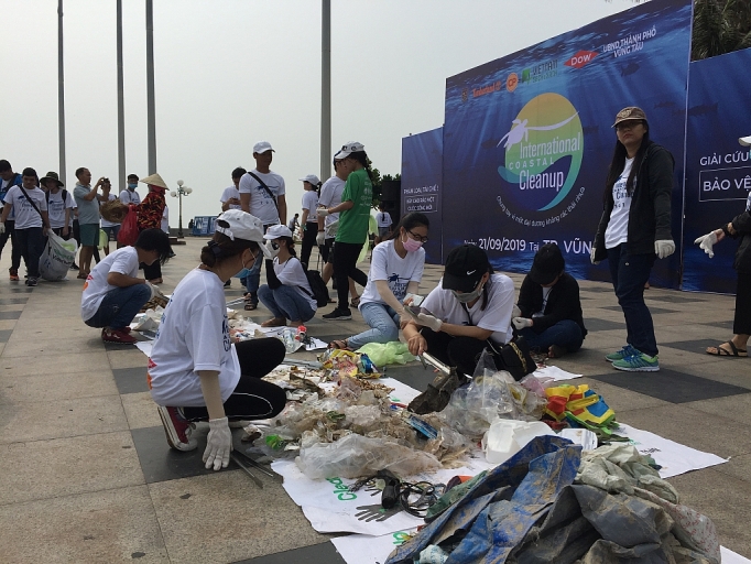 Chung tay vì một đại dương không rác thải nhựa chung tay vi mot dai duong khong rac thai nhua