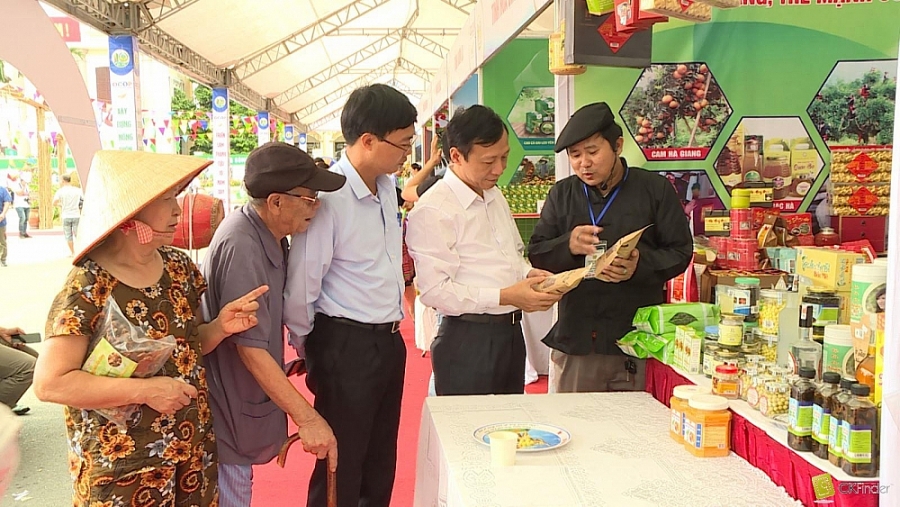 2615-anh-bai-duoi-anh-4