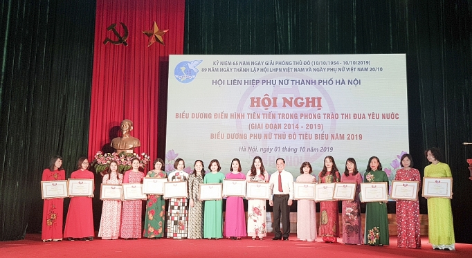 Tôn vinh những bông hoa đẹp của Thủ đô năm 2019 ton vinh nhung bong hoa dep cua thu do nam 2019