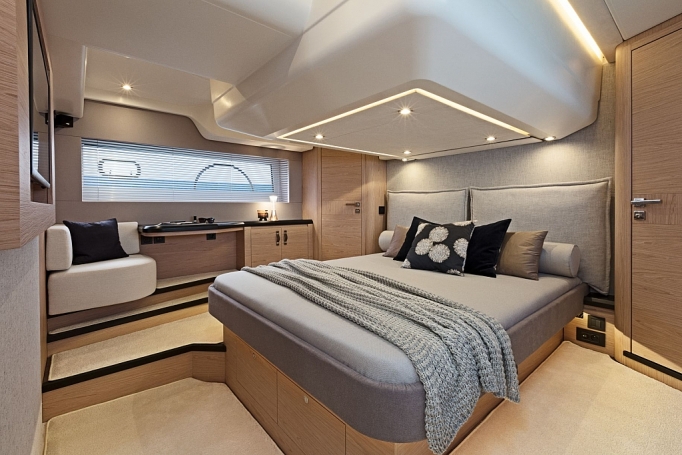 tam son yachting la don vi phan phoi du thuyen hang sang beneteau group