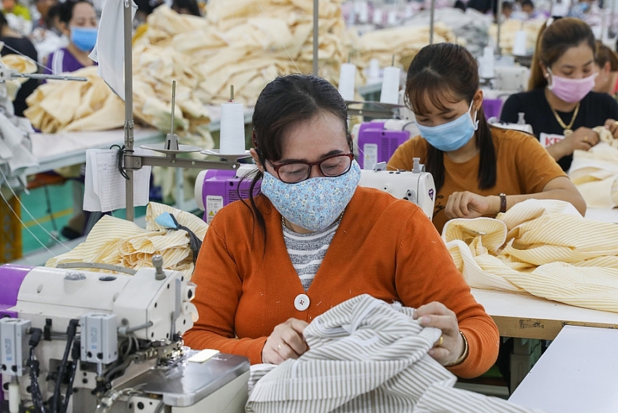 Giải bài toán nhân sự sau liều “kháng sinh” giãn cách Giải bài toán nhân sự sau liều “kháng sinh” giãn cách