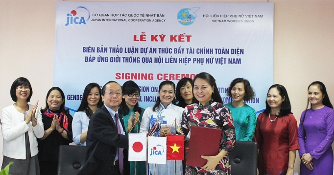 dap ung tot hon nhu cau tai chinh cho phu nu