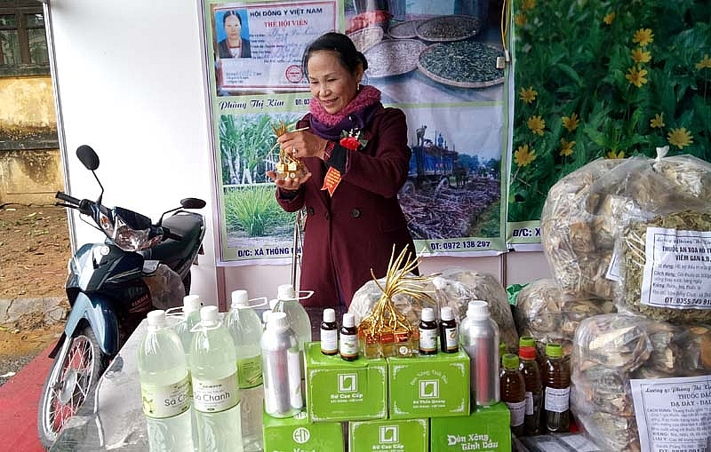 undefined 0441-dt-27320191017-img-1929