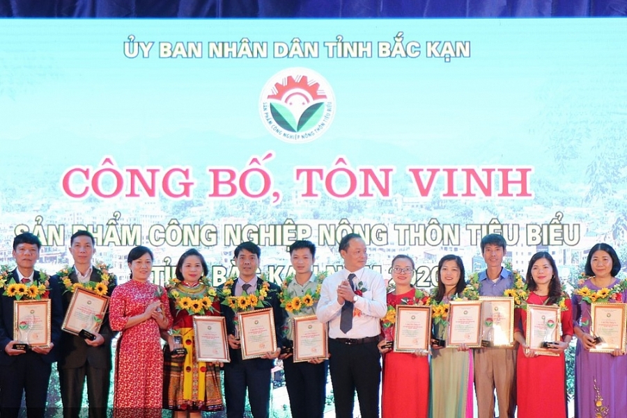 undefined 5942-logo-img-9241-16047666746361598020310