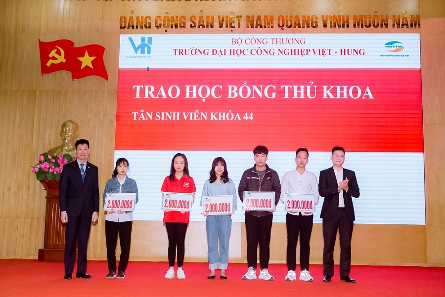 undefined 0758-anh-bai1