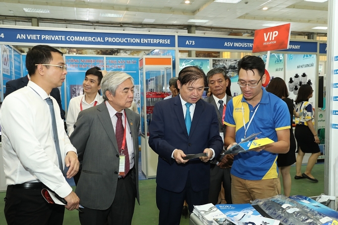 Triển lãm Saigon Autotech & Accessories 2020: Tập trung vào công nghệ và hiệu quả thương mại trien lam saigon autotech accessories 2020 tap trung vao cong nghe va hieu qua thuong mai