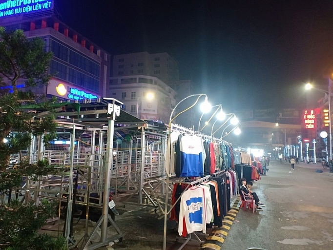 Chợ đêm Cao Thắng (Nghệ An): Vì sao đìu hiu, đơn điệu? cho dem cao thang nghe an vi sao diu hiu don dieu