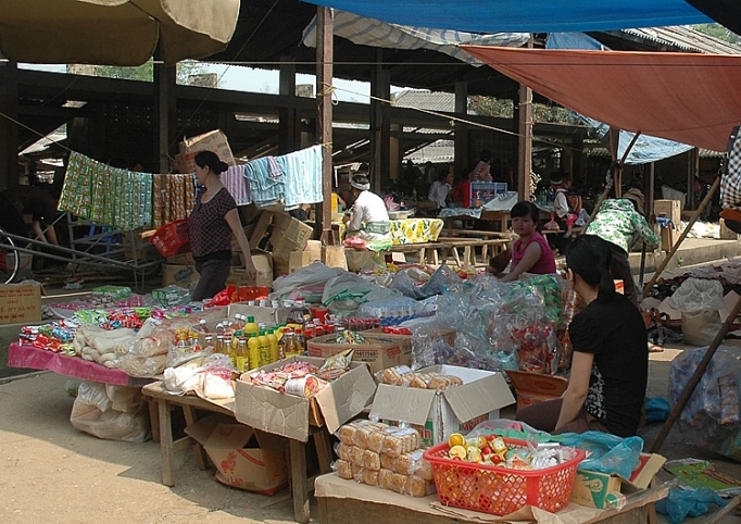 Đầu tư xây dựng chợ: Khuyến khích các thành phần kinh tế tham gia dau tu xay dung cho khuyen khich cac thanh phan kinh te tham gia