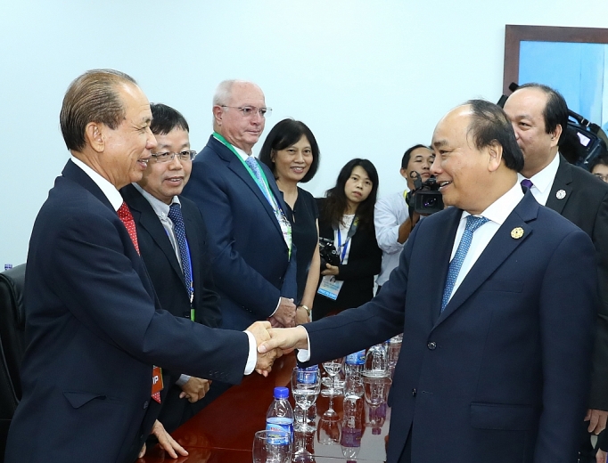 Doanh nhân Lý Ngọc Minh: Linh hồn của gốm sứ Minh Long I doanh nhan ly ngoc minh linh hon cua gom su minh long i