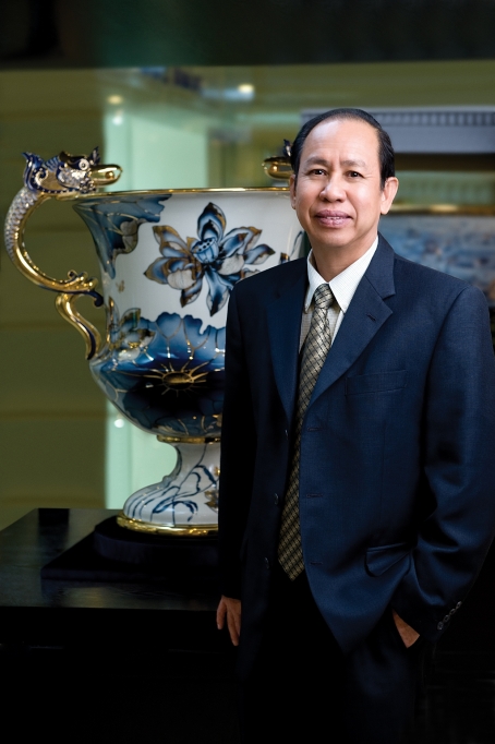 Doanh nhân Lý Ngọc Minh: Linh hồn của gốm sứ Minh Long I doanh nhan ly ngoc minh linh hon cua gom su minh long i