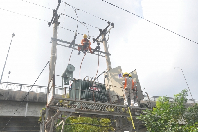 Tri ân để thêm gắn bó tri an de them gan bo