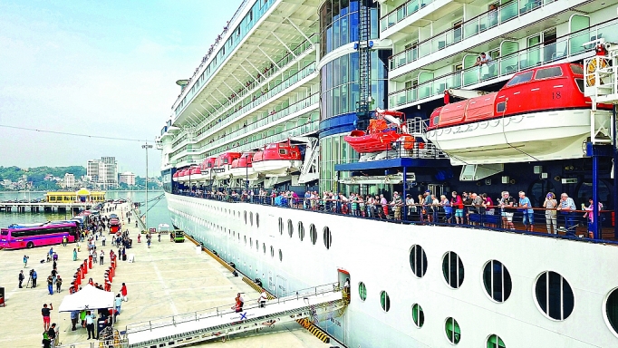 phat trien du lich xanh ben vung quang ninh phai tien phong va la hinh mau