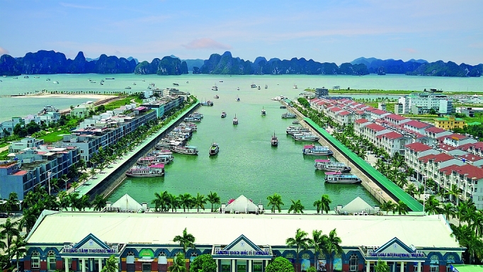 Quảng Ninh: Vươn mình trở thành trung tâm du lịch quốc tế vuon minh tro thanh trung tam du lich quoc te