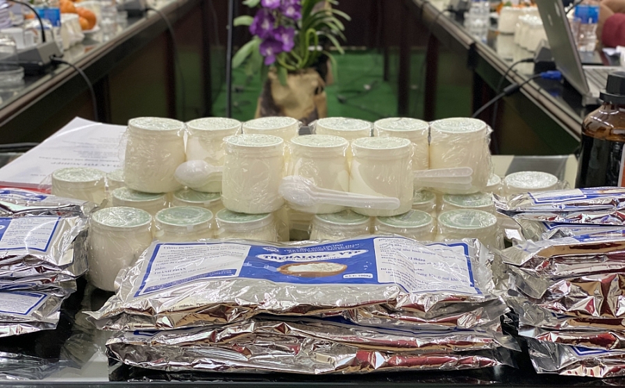 1736-san-pham-cua-de-tai-san-xuat-duong-trehalose-tu-tinh-bot-1