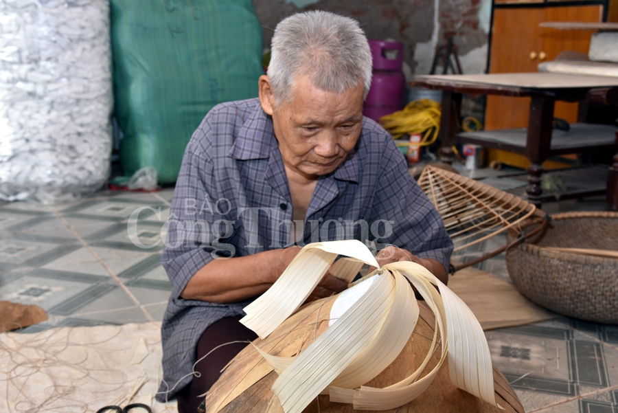dam da ban sac viet