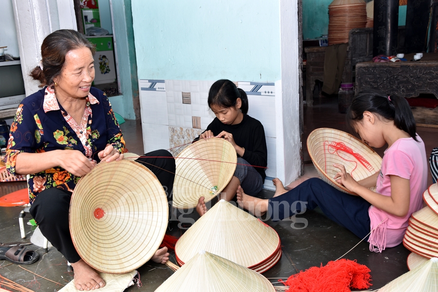 dam da ban sac viet