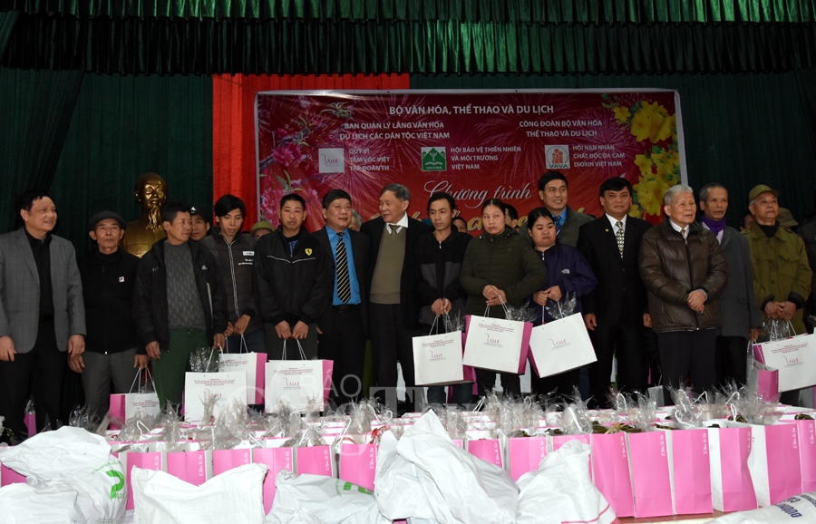 trao se chia nhan yeu thuong