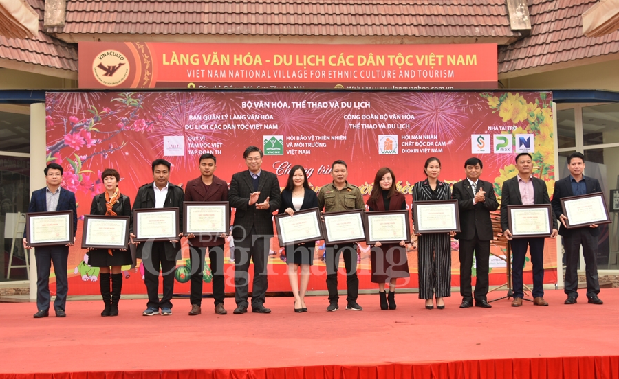 trao se chia nhan yeu thuong