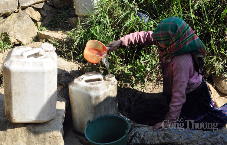 xuan cung tre em vung cao