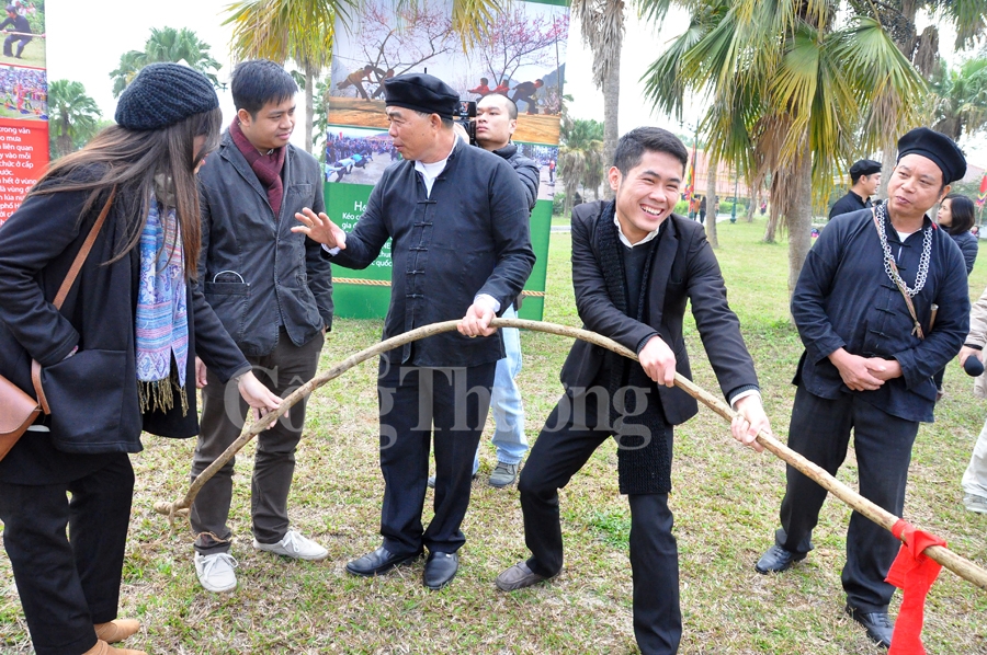 keo co nguoi tay suc manh gan ket cong dong