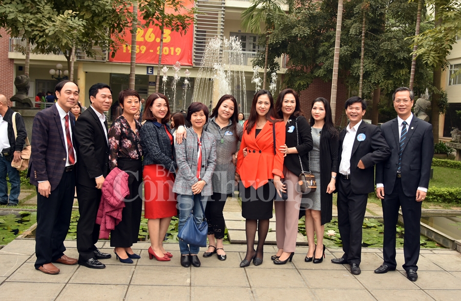 ky niem 60 nam va don nhan huan chuong lao dong hang ba