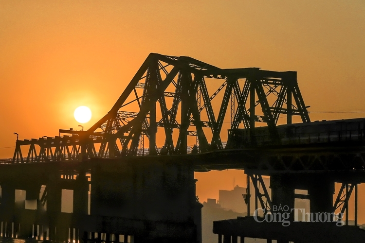 sac thai ha noi khuc giao mua