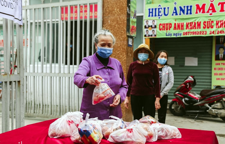 ha noi am tinh nguoi nhung ngay cach ly