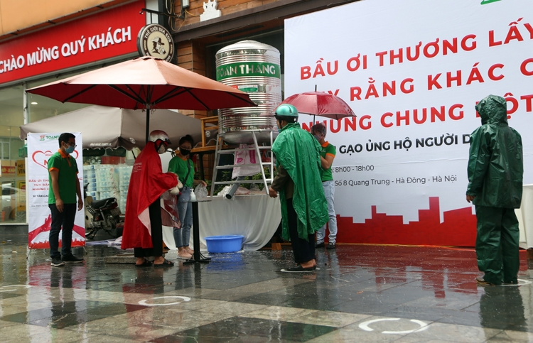 ha noi am tinh nguoi nhung ngay cach ly