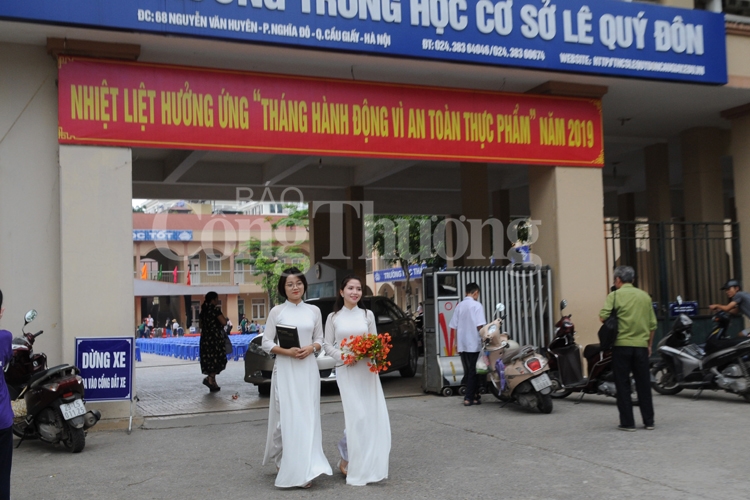ruc ro sac hoa he ha noi