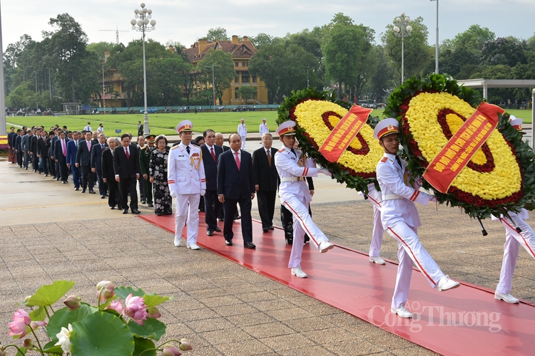 Lãnh đạo Đảng, Nhà nước vào Lăng viếng Chủ tịch Hồ Chí Minh lanh dao dang nha nuoc vao lang vieng chu tich ho chi minh 137483