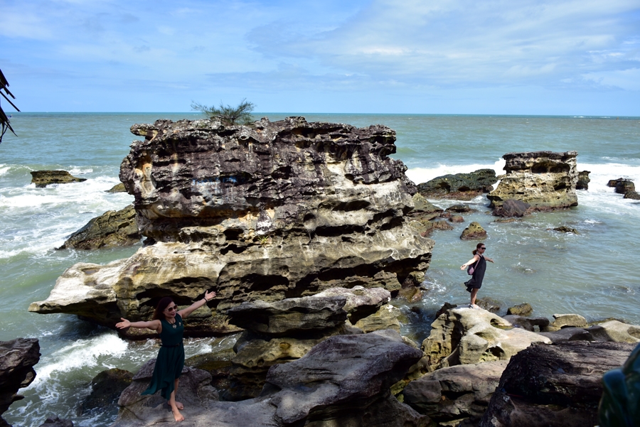 Phú Quốc ra quân quyết dẹp sạch rác thải nhựa phu quoc ra quan quyet dep sach rac thai nhua