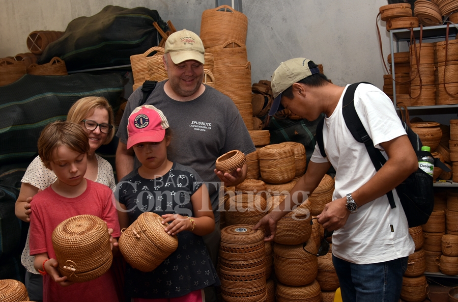 lang nghe may tre phu vinh mot the ky gin giu net tinh hoa