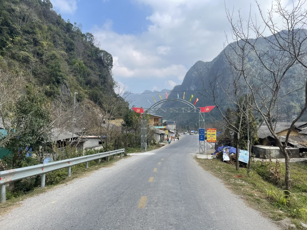 Với sự hỗ trợ của tín dụng chính sách, nhiều vùng quê nghèo của Hà Giang đang“thay da đổi thịt” Với sự hỗ trợ của tín dụng chính sách, nhiều vùng quê nghèo của Hà Giang đang“thay da đổi thịt”