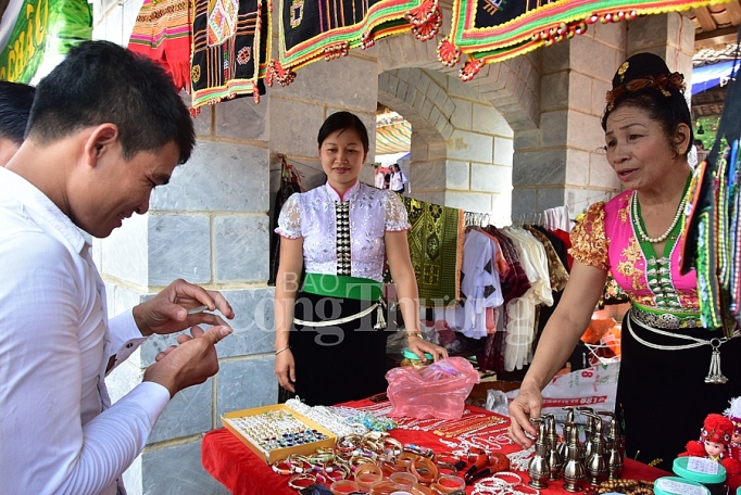 thang 9 vui tet doc lap