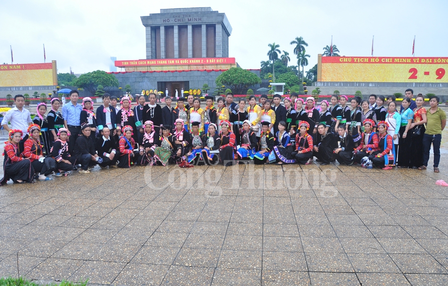 gan 60 trieu luot nguoi den tham vieng lang chu tich ho chi minh