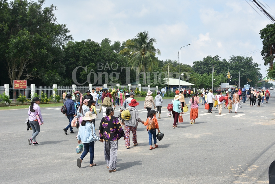 hap dan du lich tay ninh