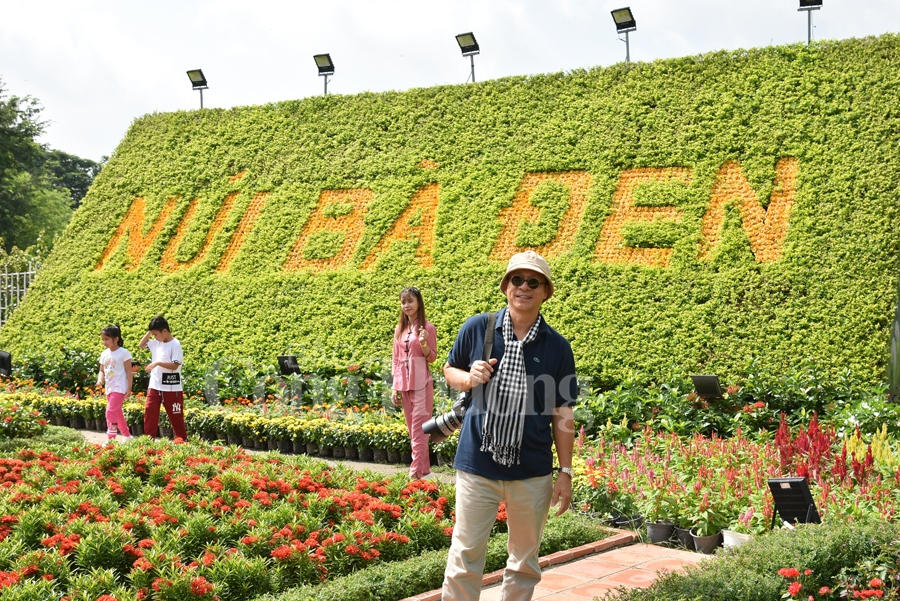 hap dan du lich tay ninh