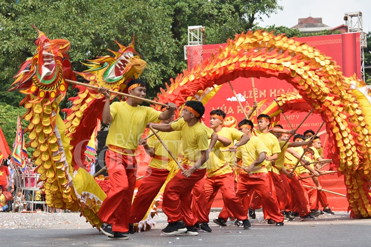 lien hoan mua rong truyen thong ha noi 2019