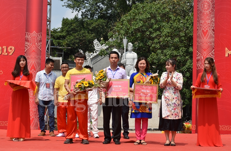 lien hoan mua rong truyen thong ha noi 2019