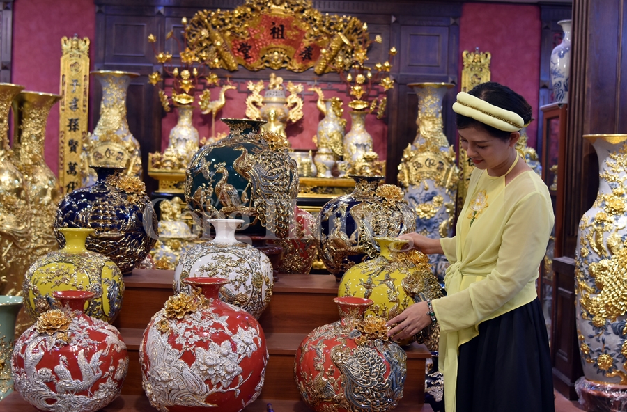 don nhan quyet dinh va cong bo diem du lich bat trang