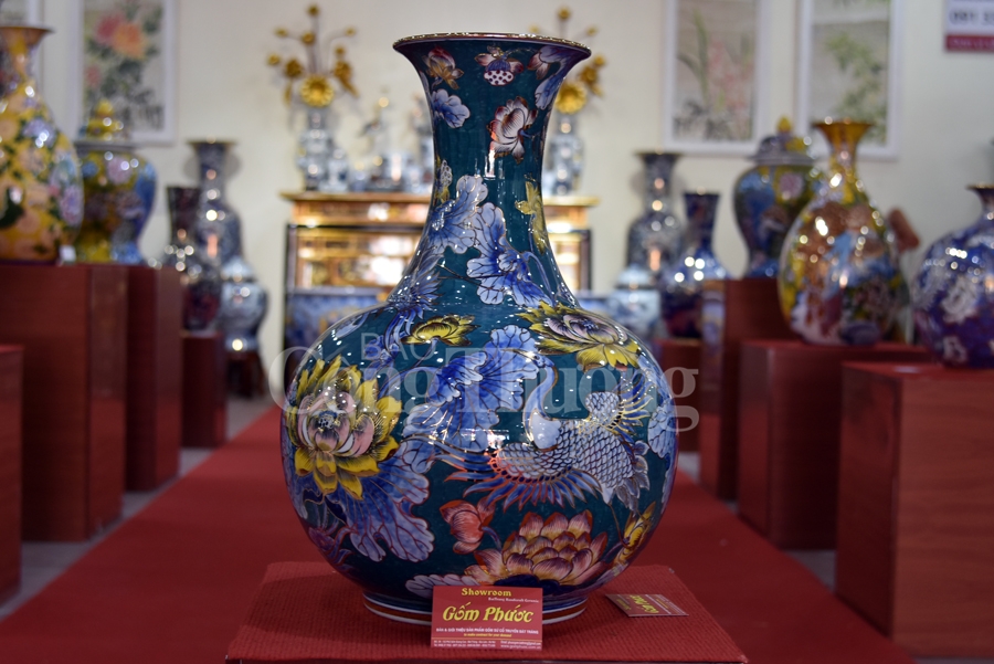 suc bat lang nghe gom giang cao