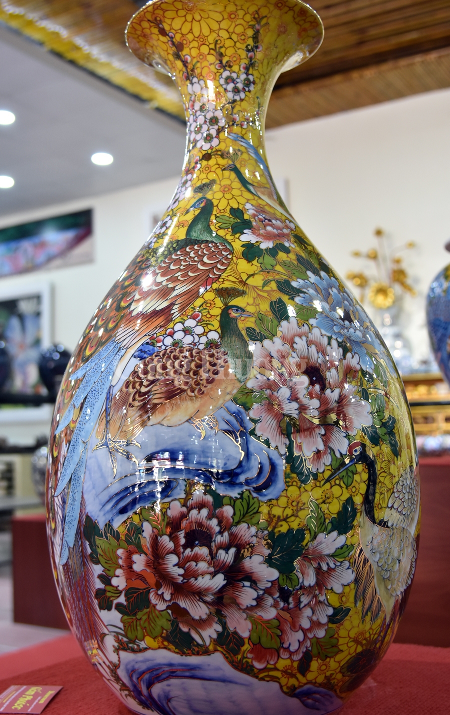 suc bat lang nghe gom giang cao