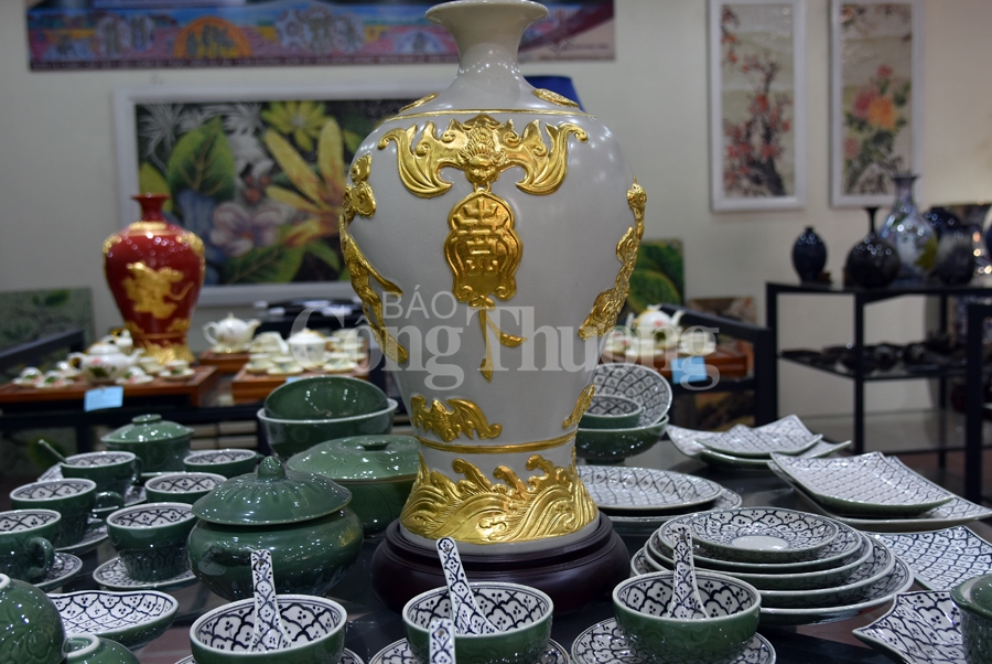 suc bat lang nghe gom giang cao