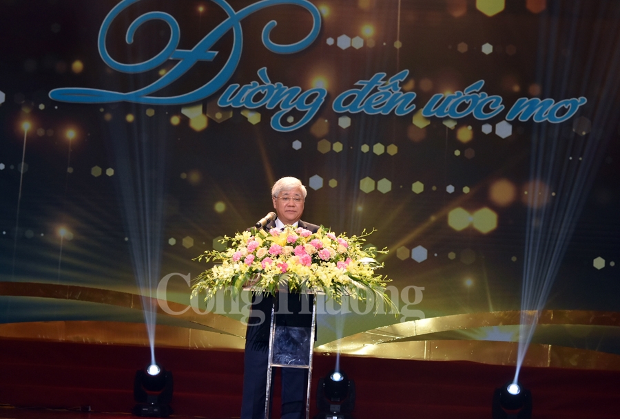 tuyen duong 120 hoc sinh sinh vien thanh nien tieu bieu nam 2019