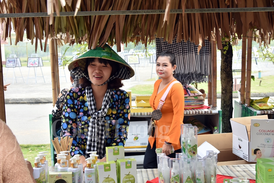 hanh trinh ve voi xu dua ben tre